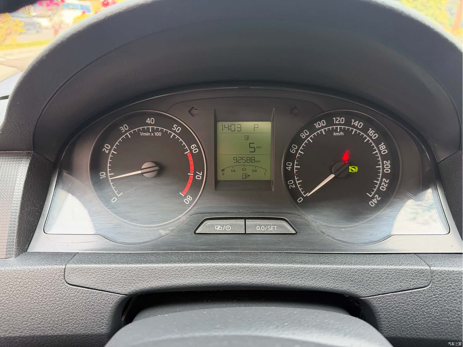 Skoda Rapid, 2013 15