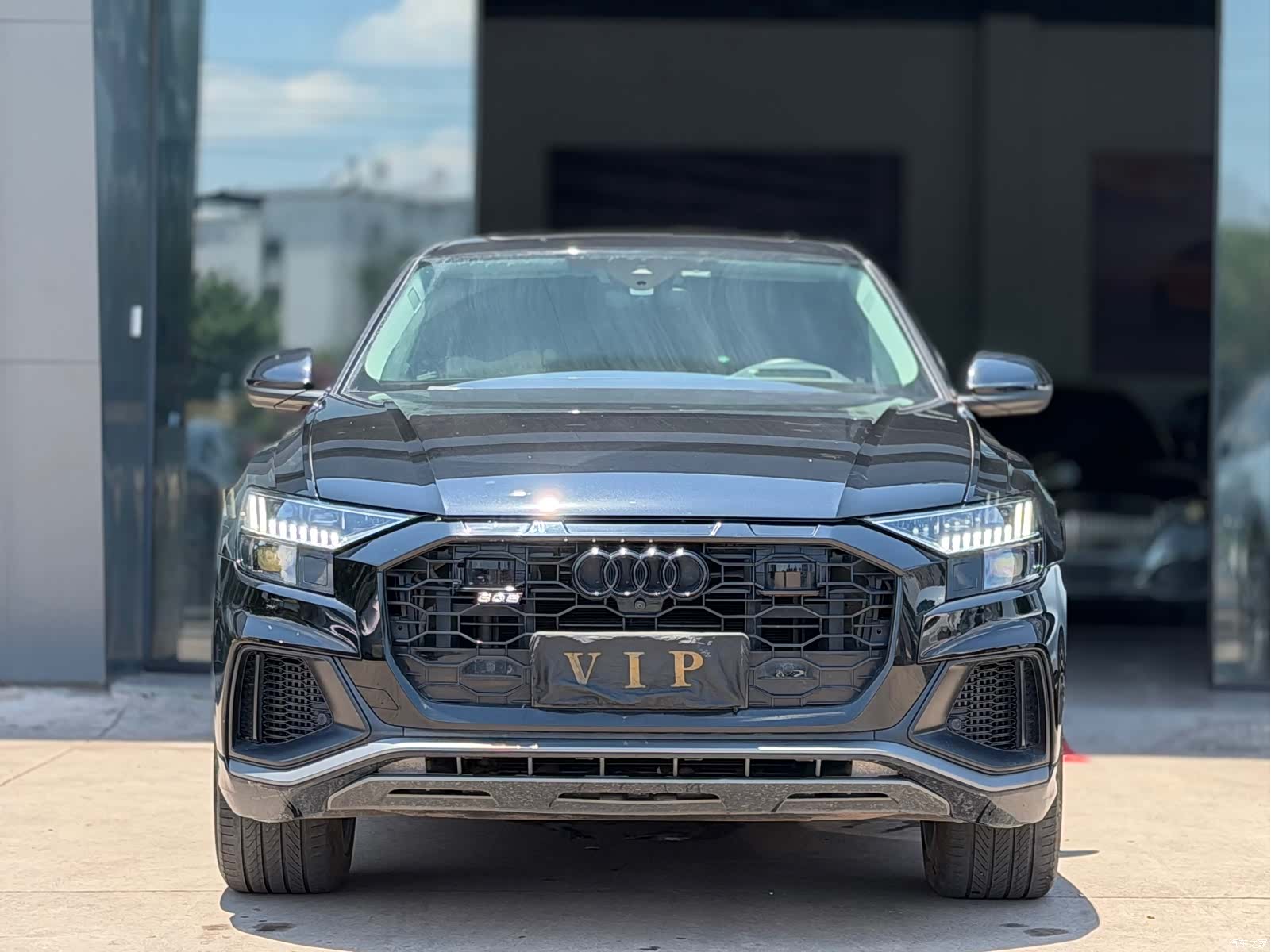 Audi Q8, 2024 2