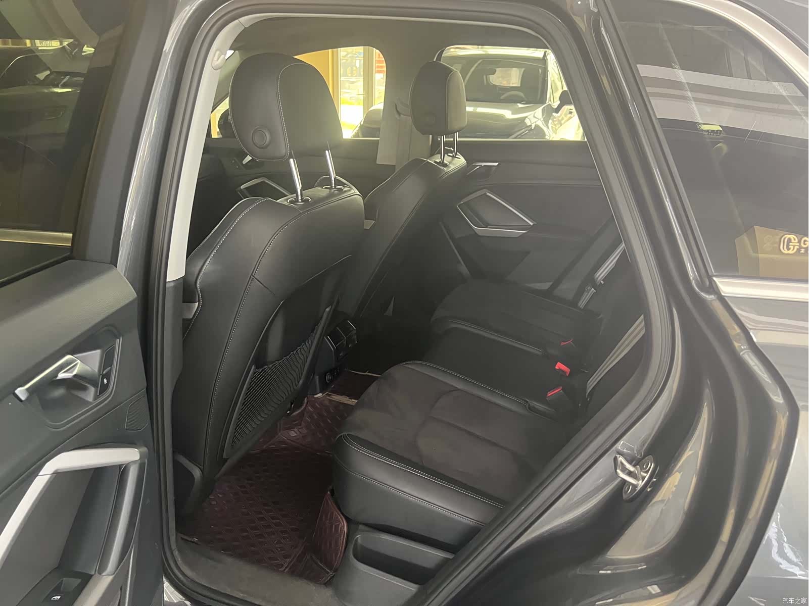 Audi Q3, 2023 11