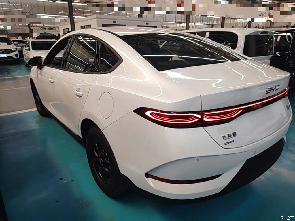 BYD Qin, 2026 все фото