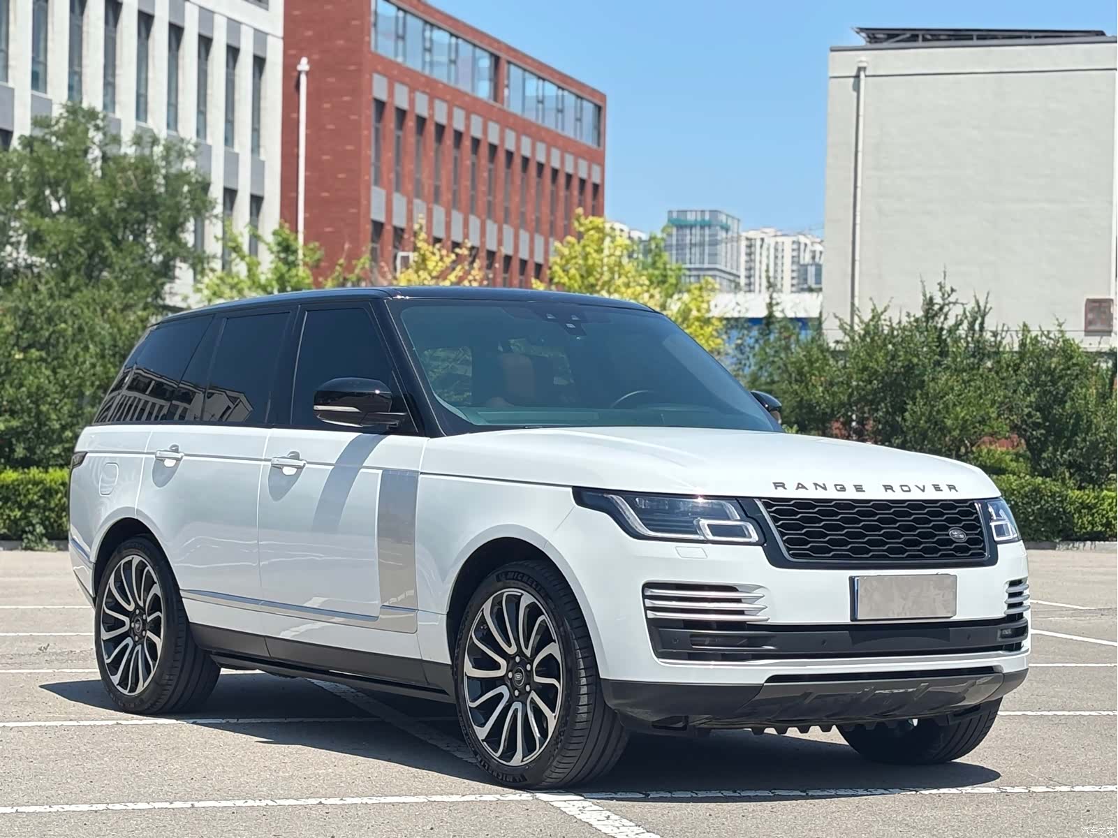 Land Rover Range Rover, 2019 3