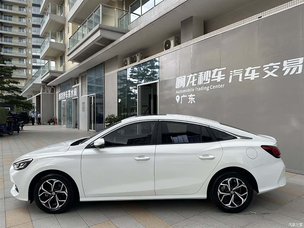 MG MG5, 2021 3