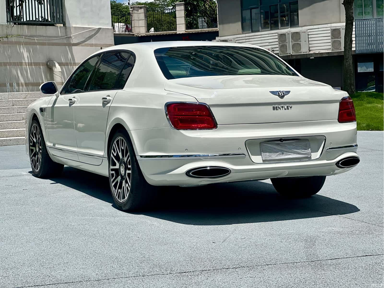 Bentley Flying Spur, 2012 10