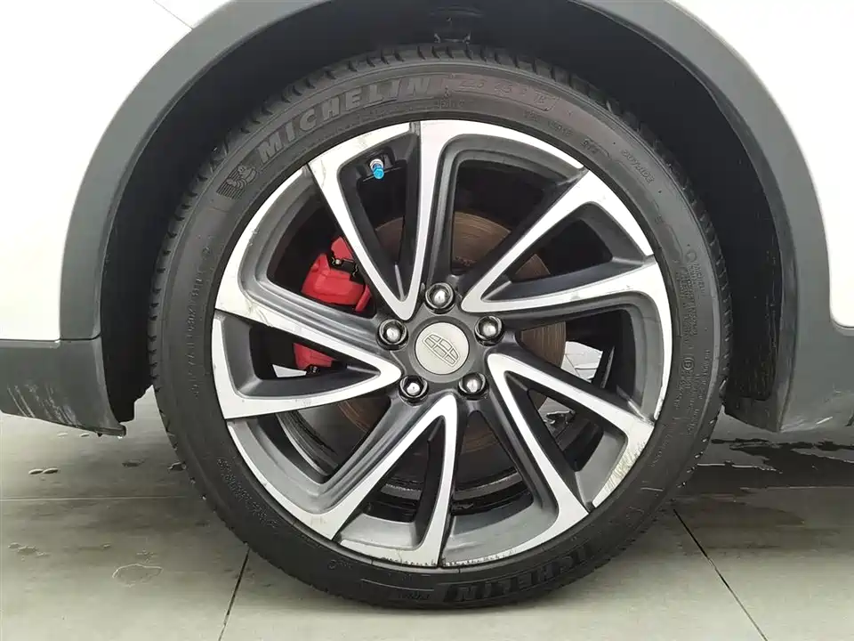 Geely Emgrand GS