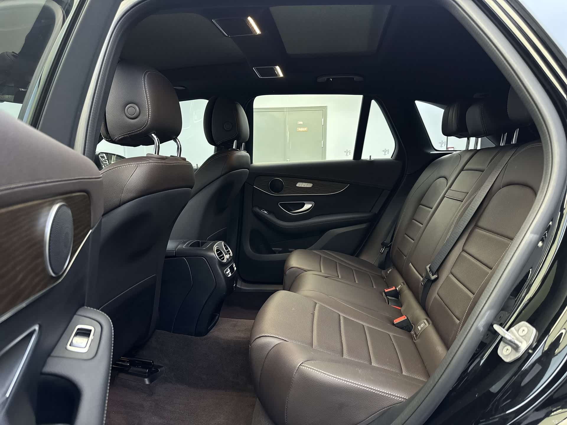 Mercedes-Benz GLC, 2023 25
