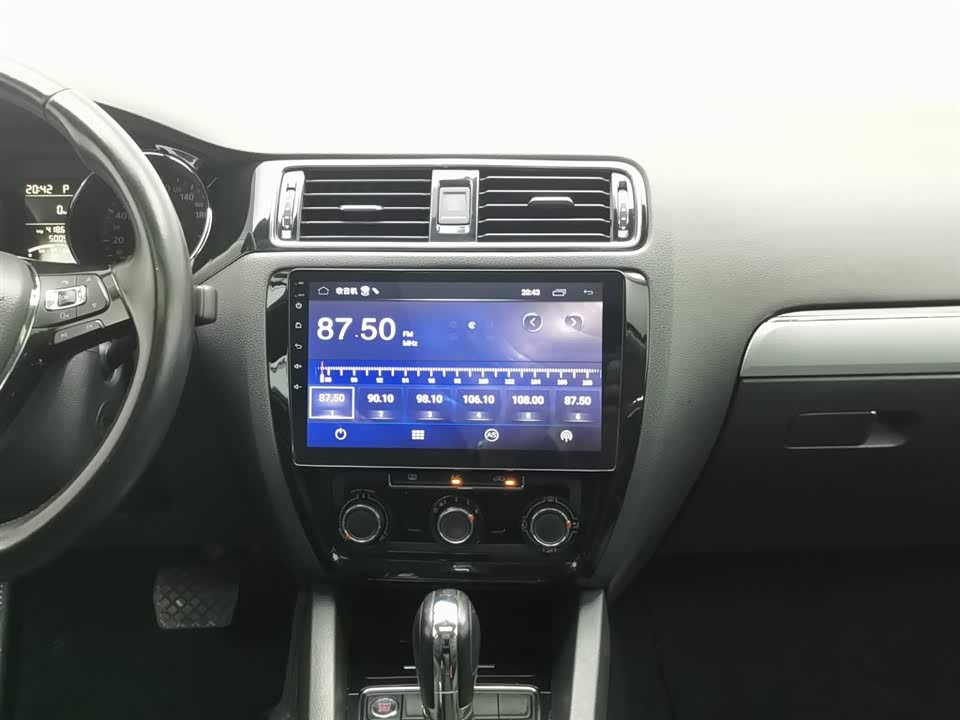Volkswagen Sagitar