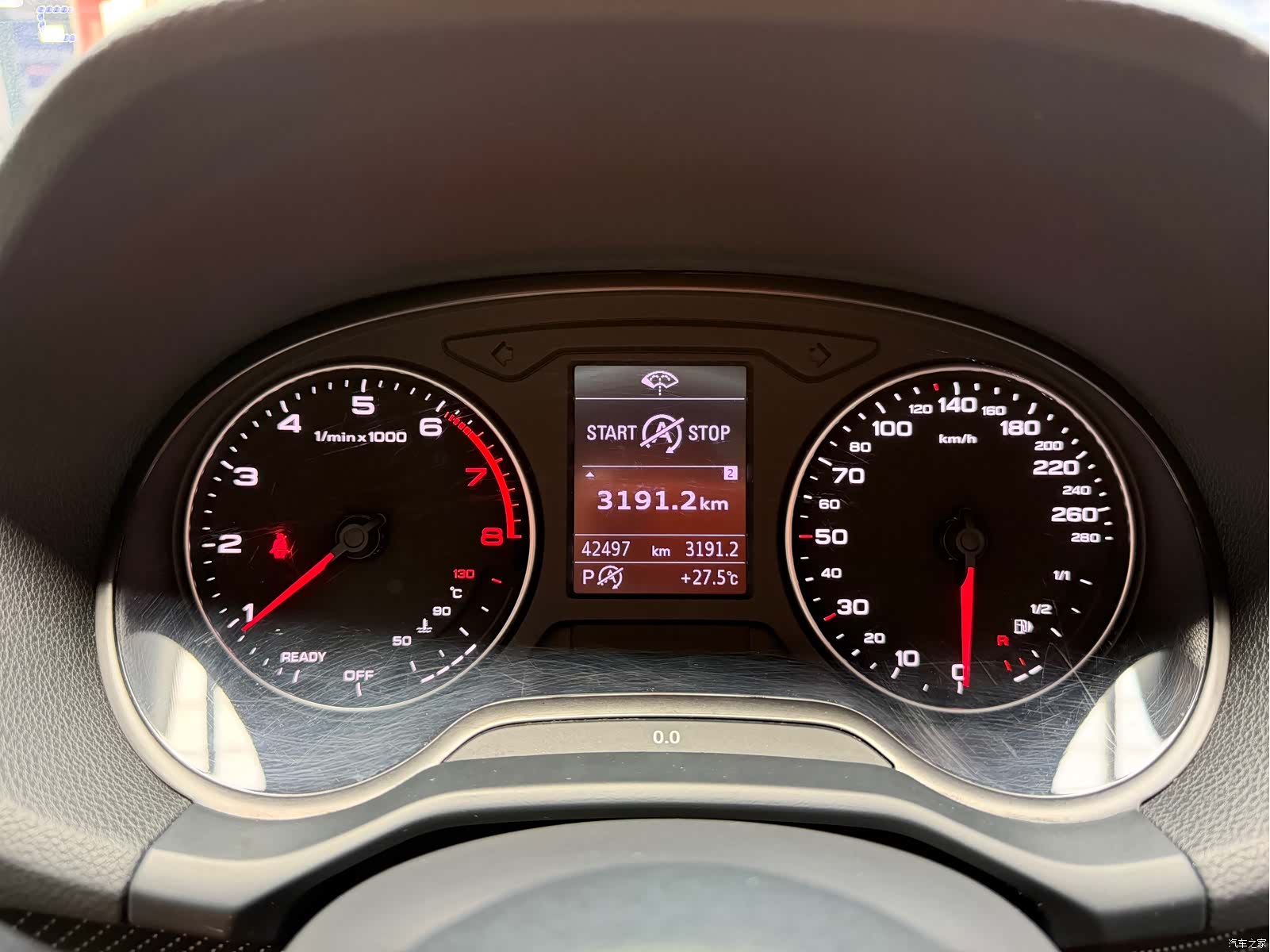 Audi Q2L, 2022 9