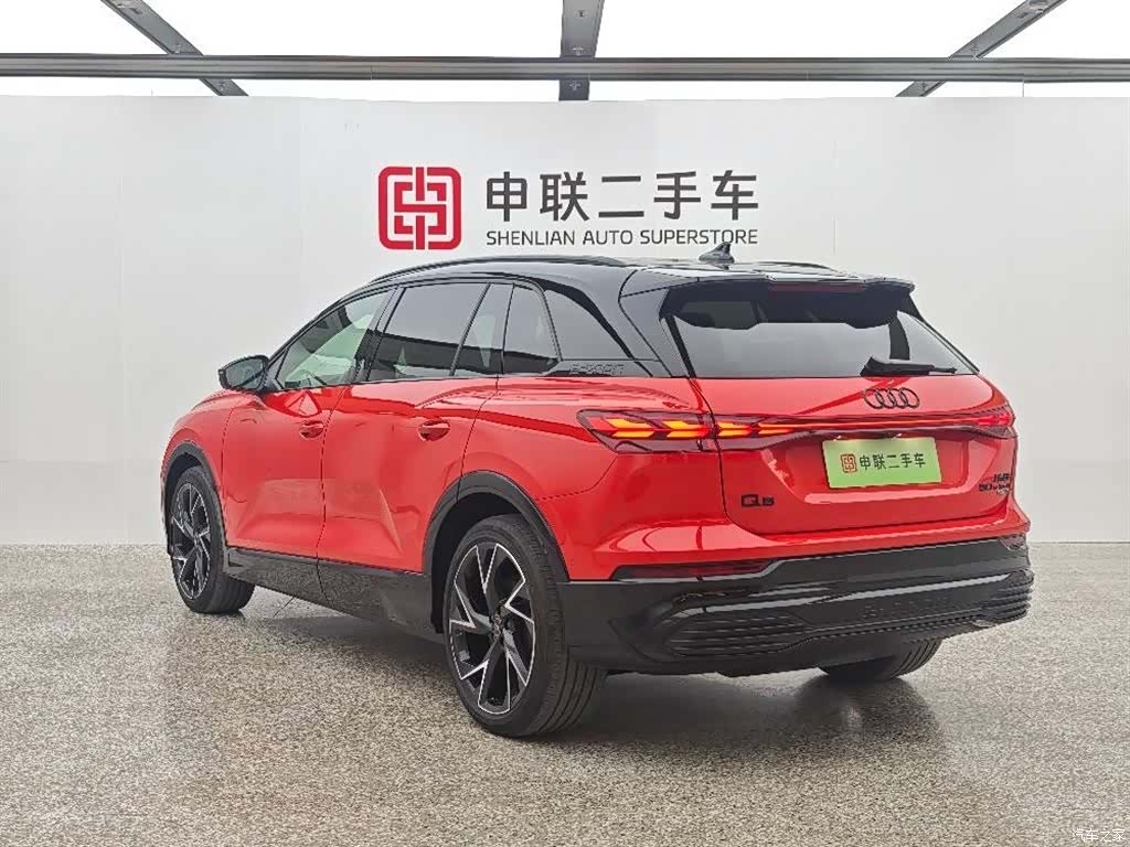Audi Q5 e-tron, 2024 3