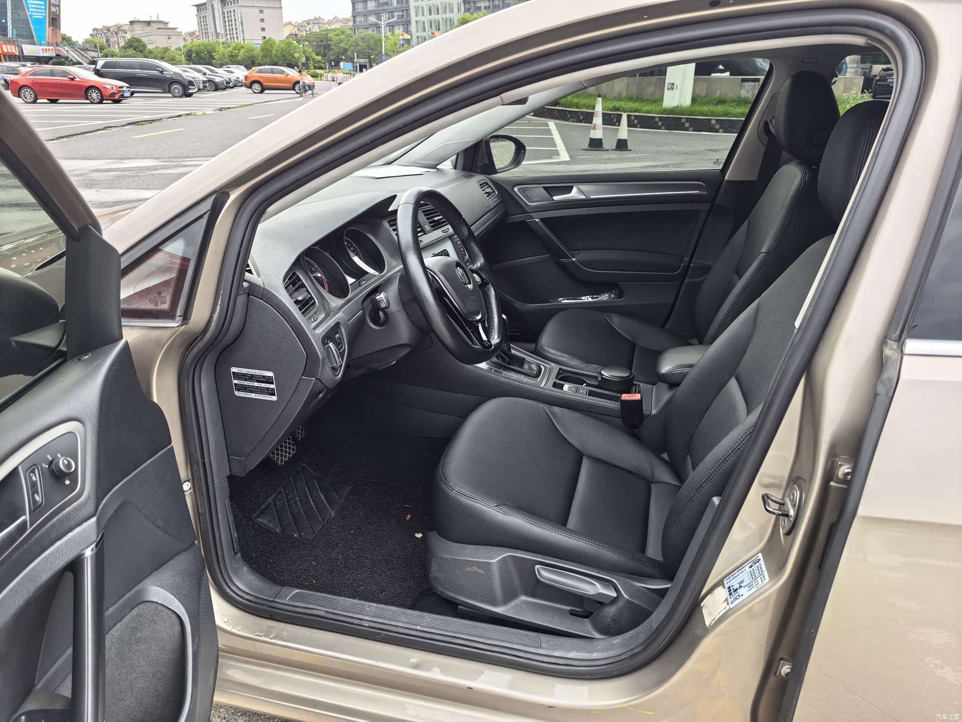 Volkswagen Golf, 2014 7
