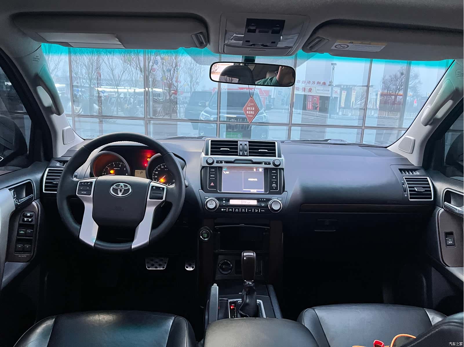 Toyota Prado, 2017 9