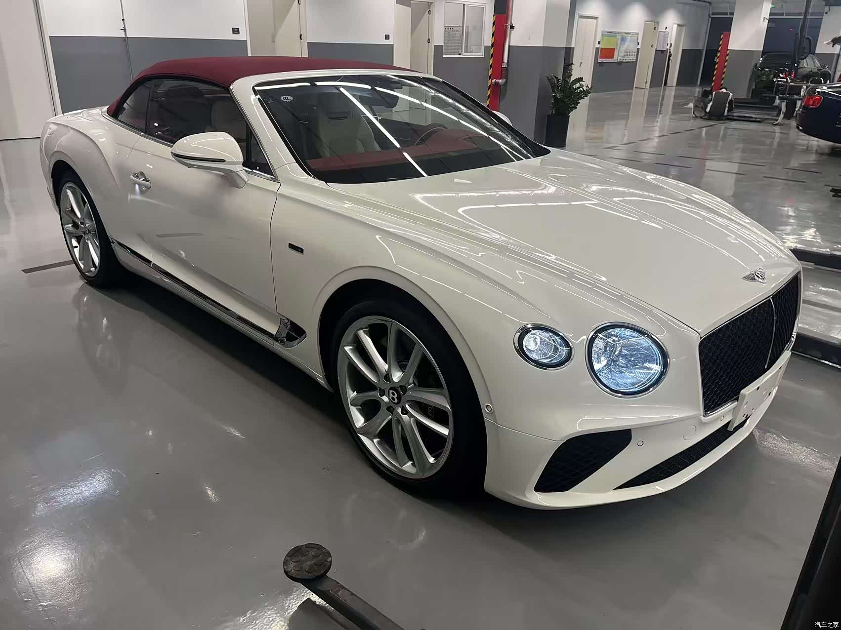 Bentley Continental GT, 2025 3