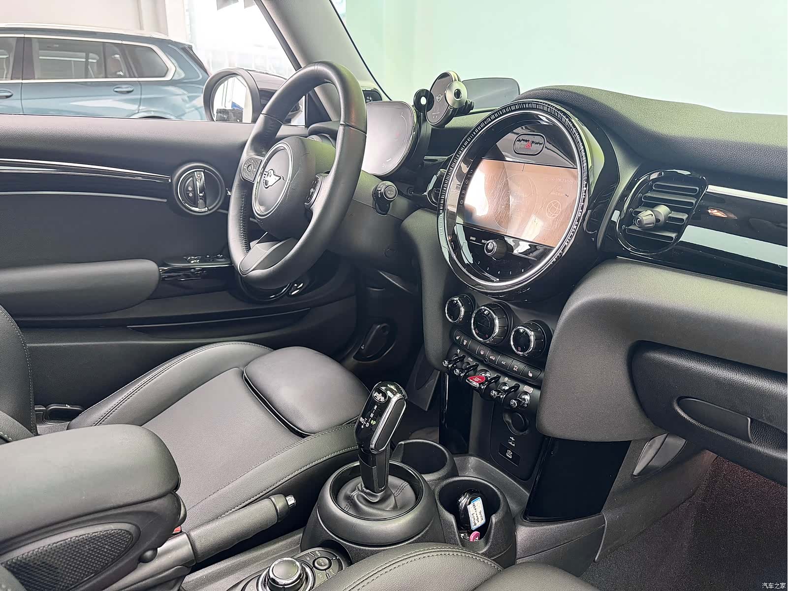Mini Cooper, 2022 13