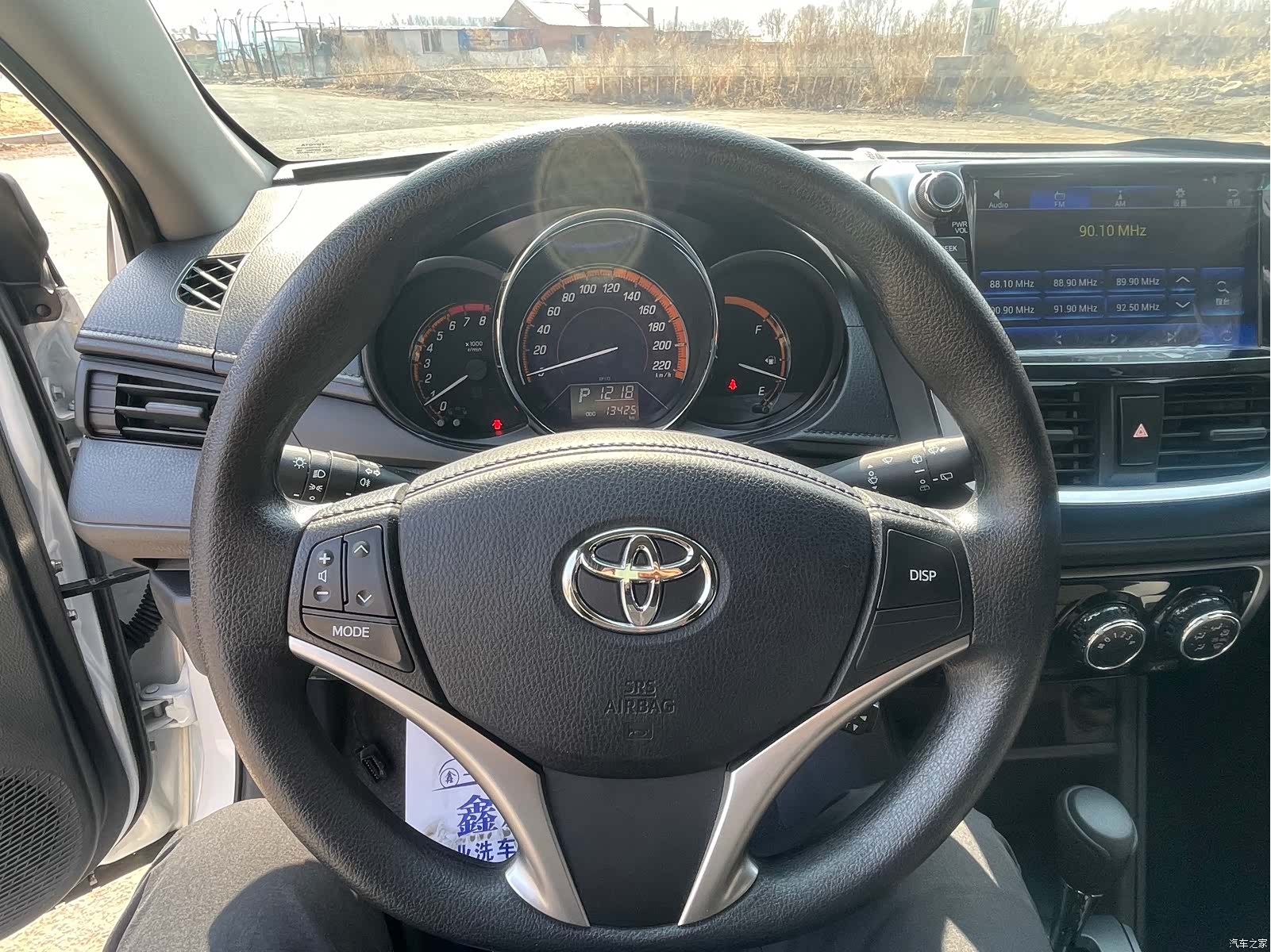 Toyota YARiS L, 2022 7