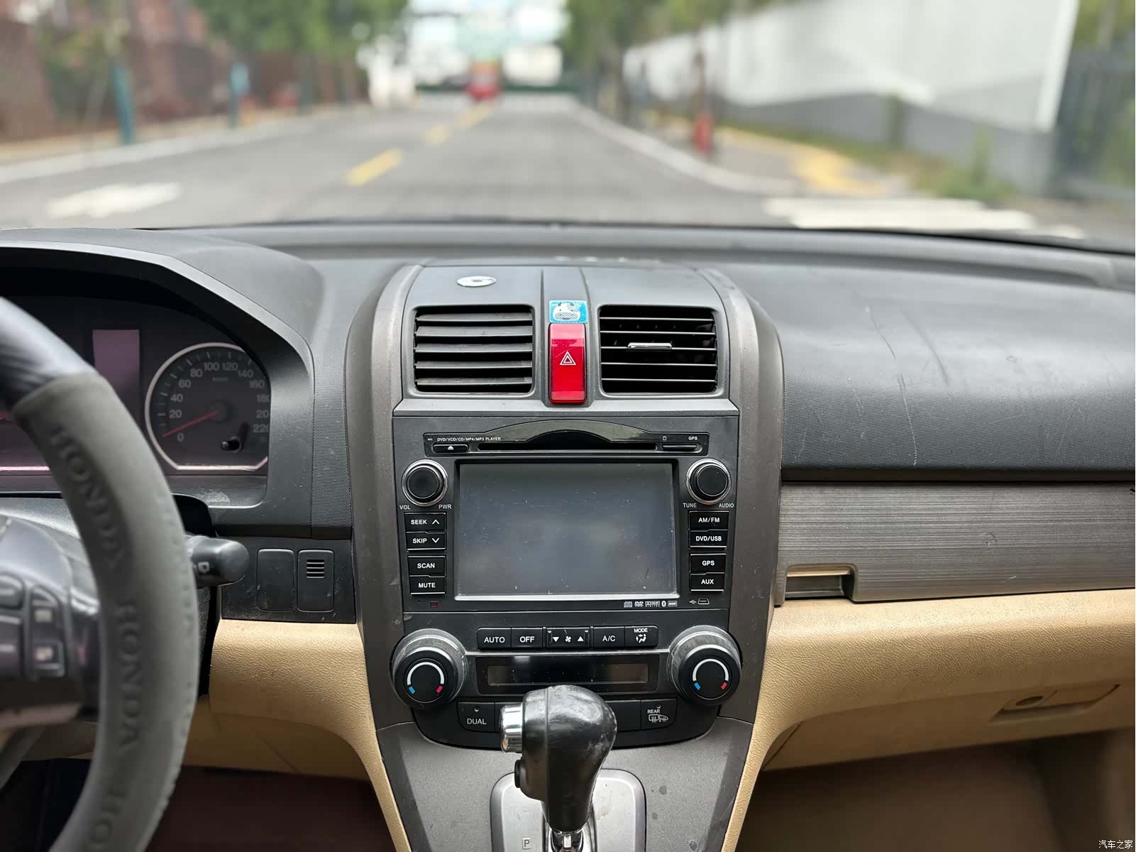 Honda CR-V, 2010 12