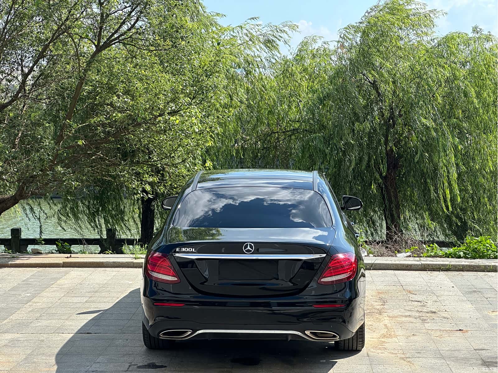 Mercedes-Benz E-Class, 2018 3