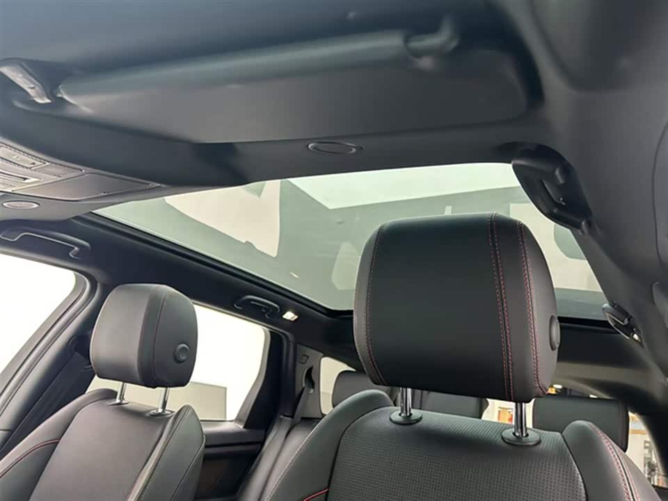 Land Rover Discover sports