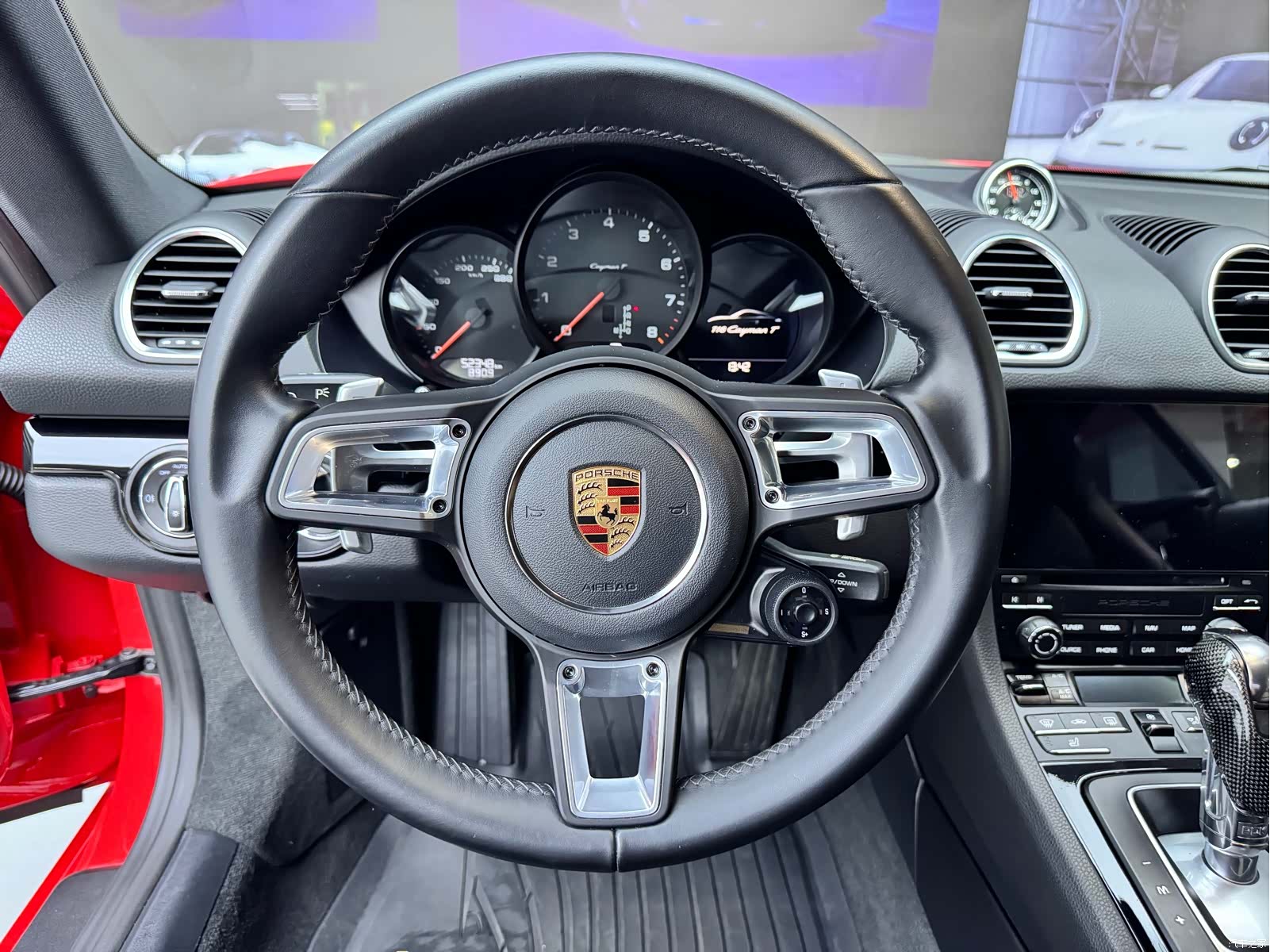 Porsche Cayman, 2020 8