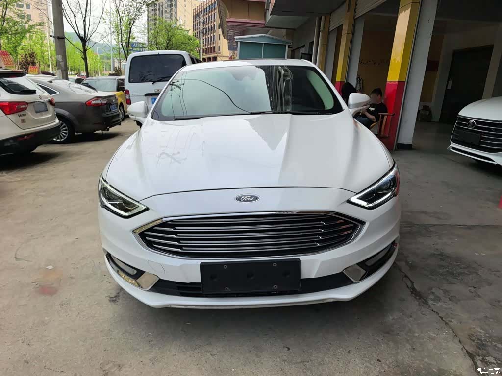 Ford Mondeo, 2017 3