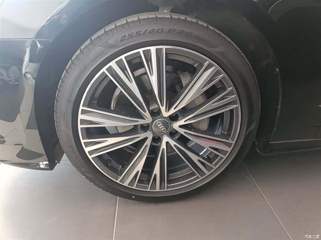 Audi A6L, 2020 25