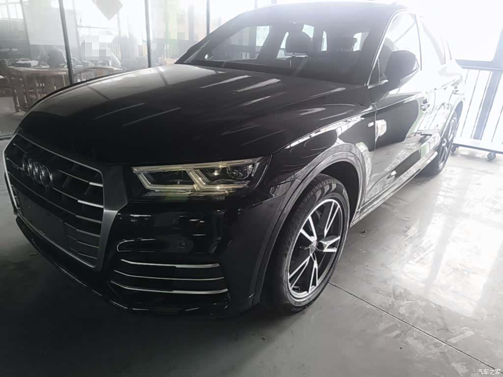Audi Q5L, 2019 2