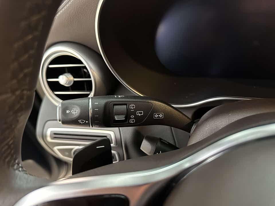 Mercedes-Benz GLC Mercedes-Benz GLC