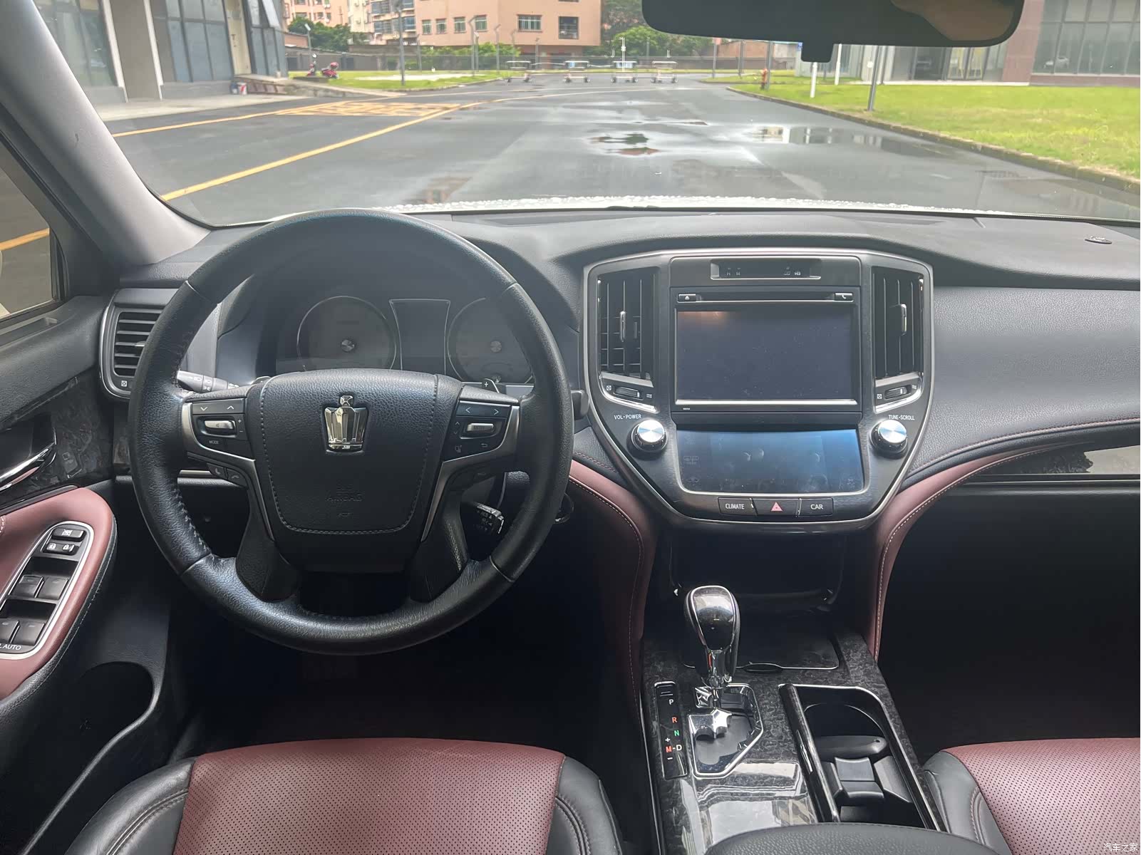 Toyota Crown, 2019 13
