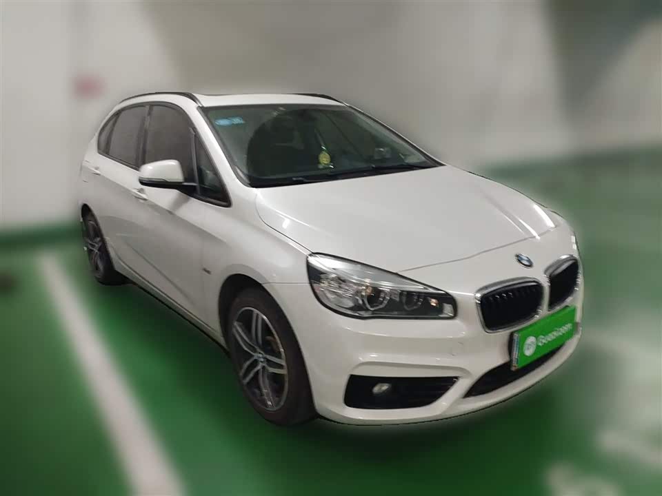 BMW 2 series station wagon