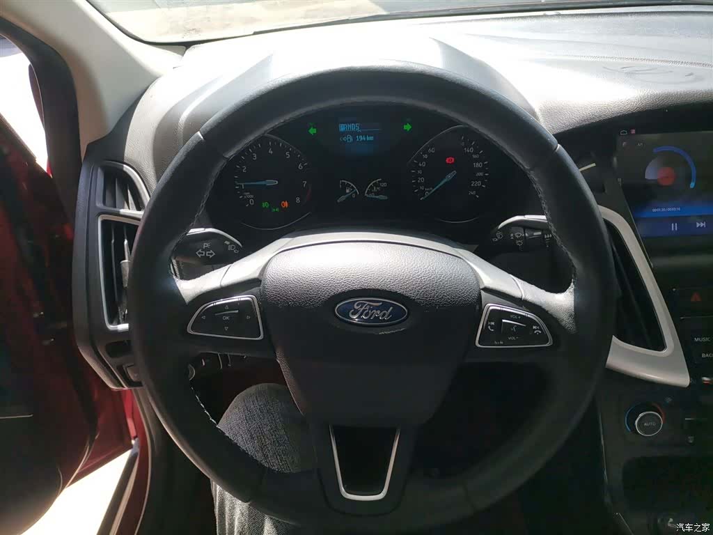 Ford Focus, 2016 11