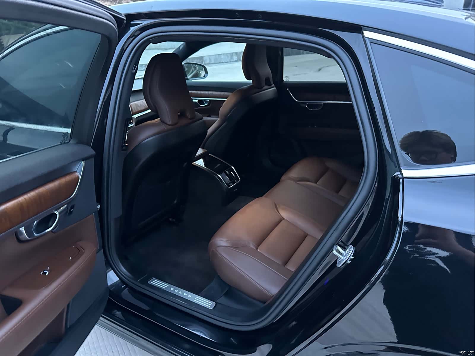 Volvo S90, 2024 все фото