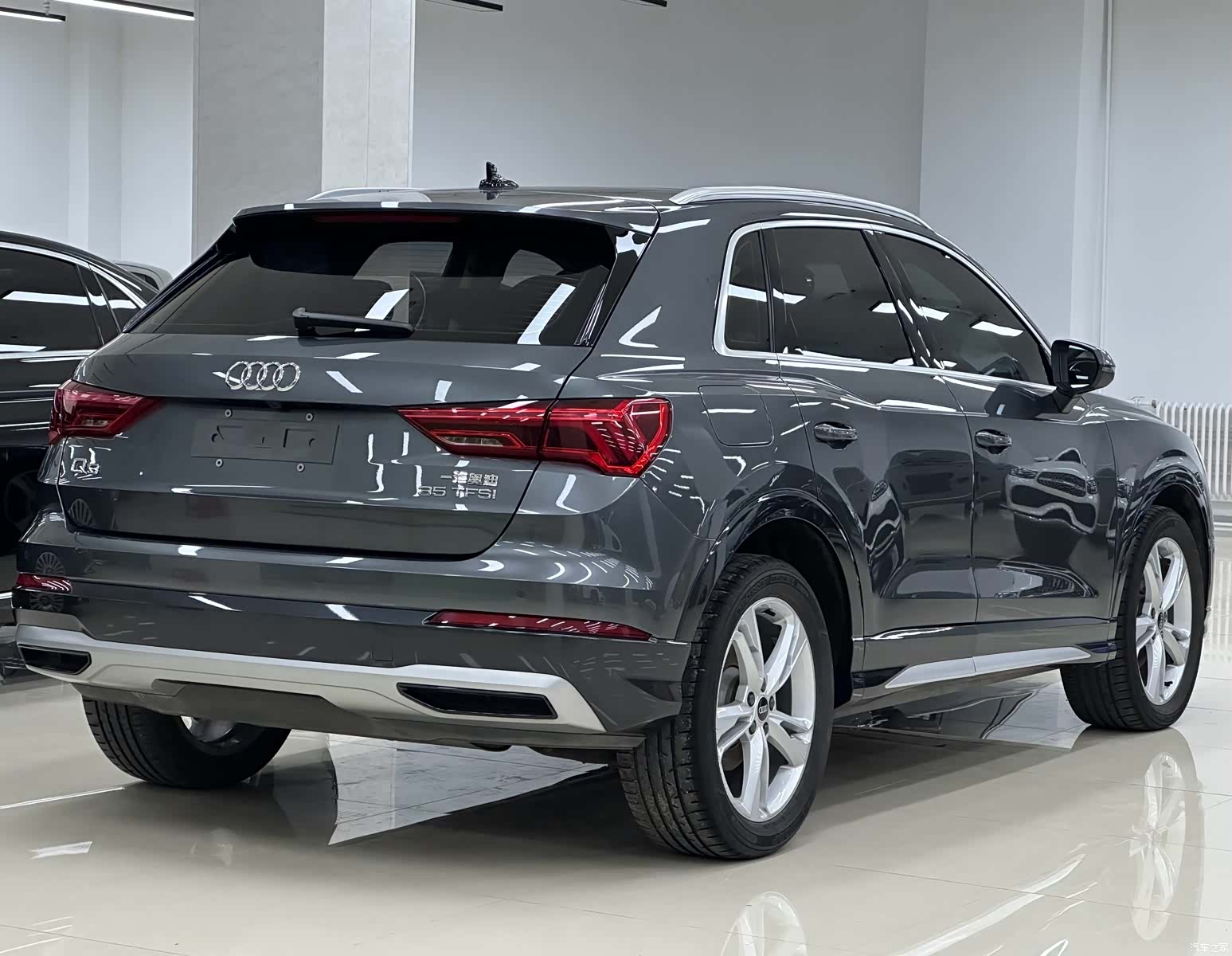 Audi Q3, 2023 3