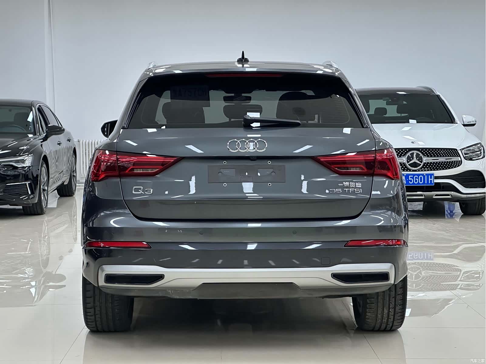 Audi Q3, 2023 4