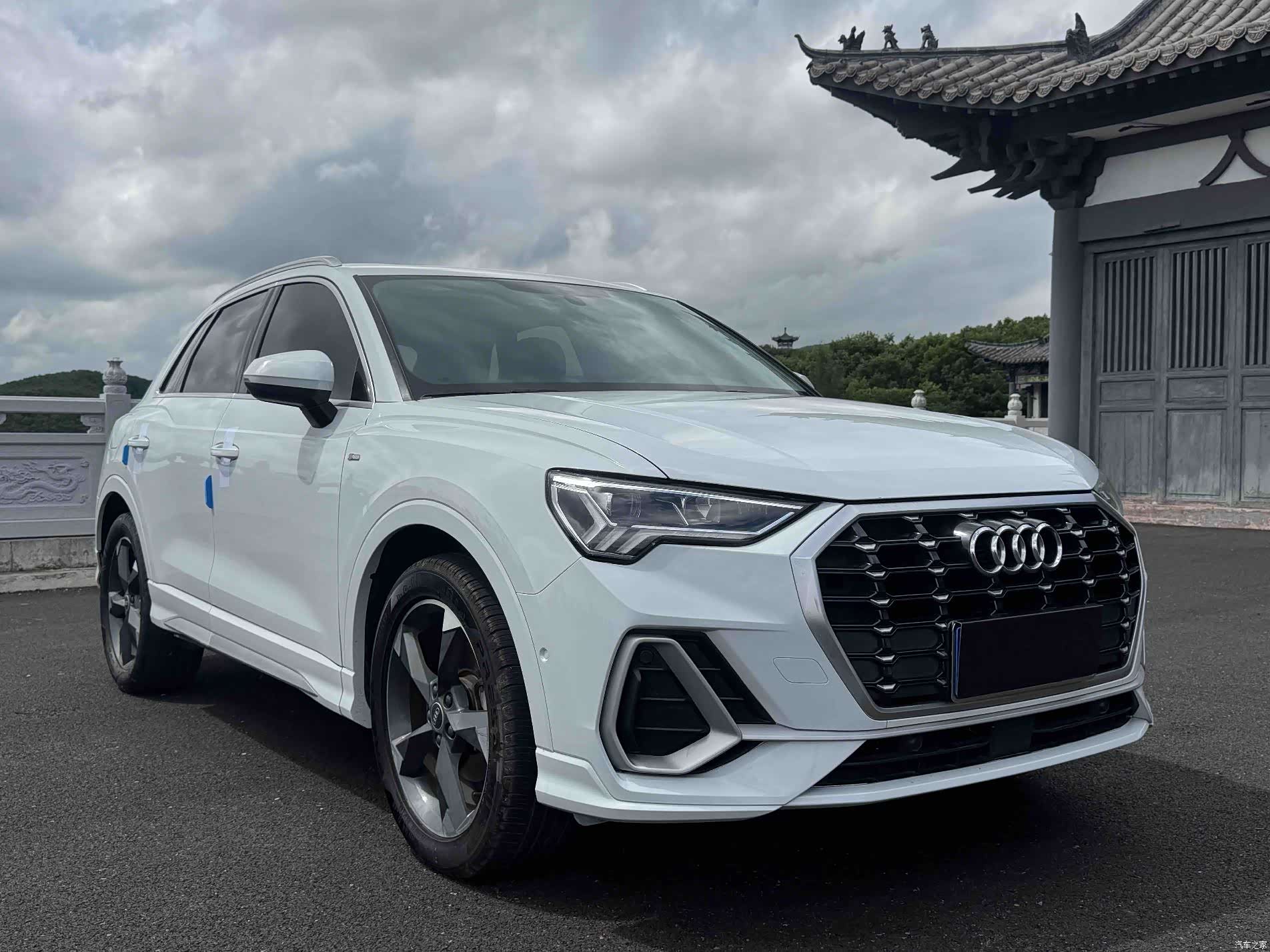 Audi Q3, 2021 3
