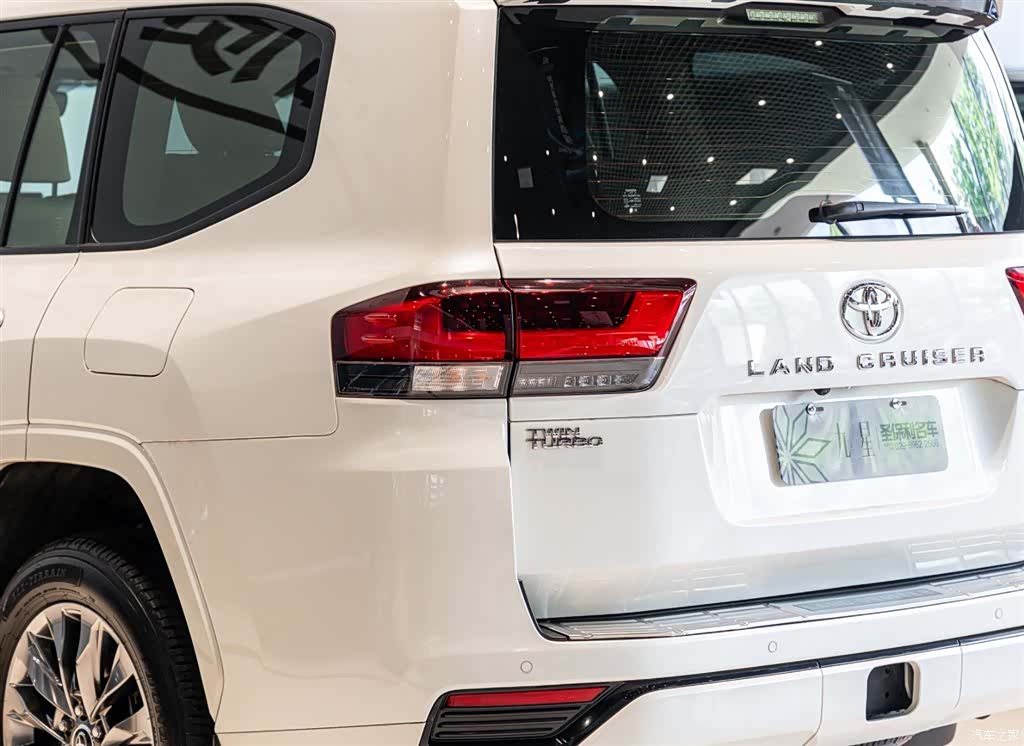 Toyota Land Cruiser, 2024 18