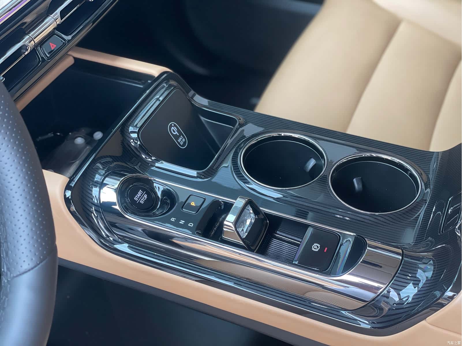 Trumpchi E8, 2024 7