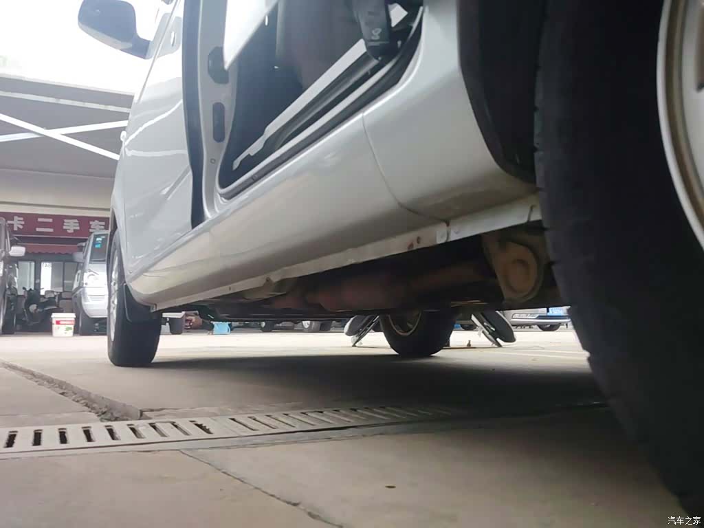 Wuling V, 2017 22