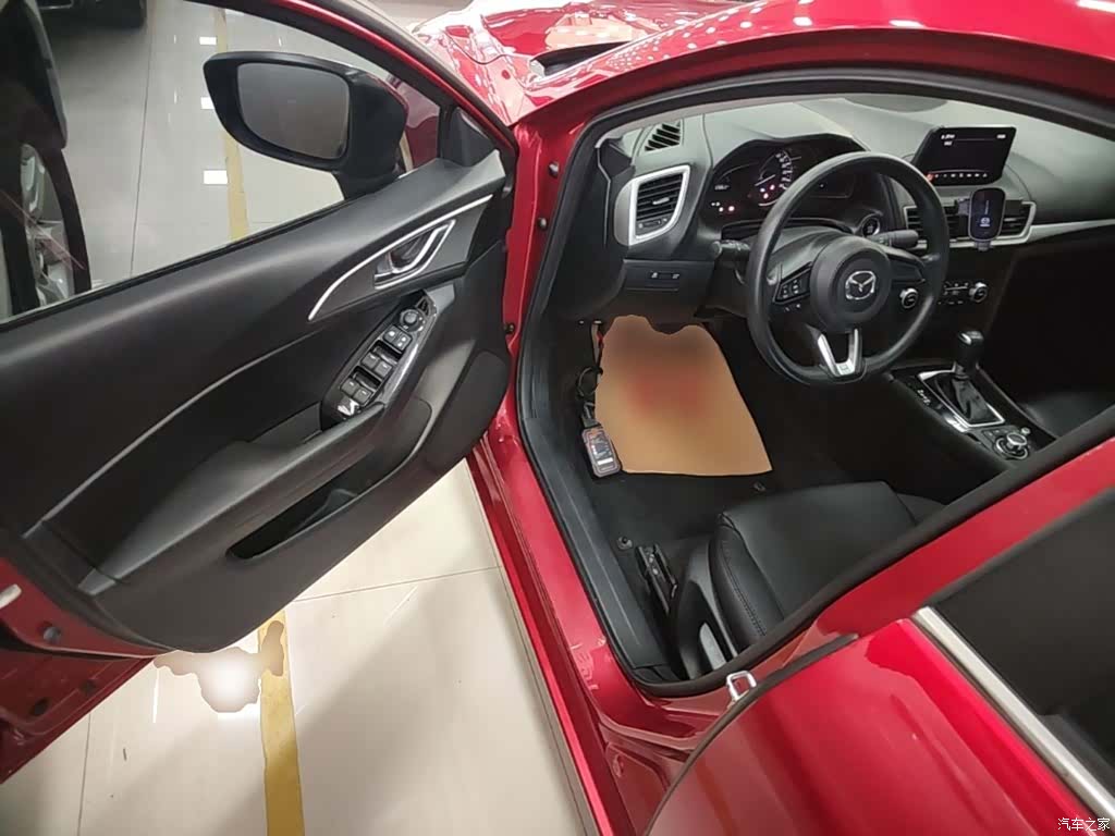 Mazda Mazda3, 2019 16
