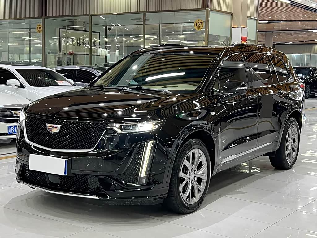 Cadillac XT6