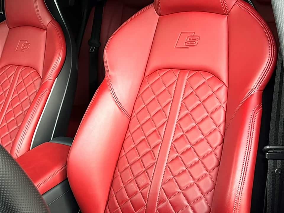 Audi S4 Audi S4