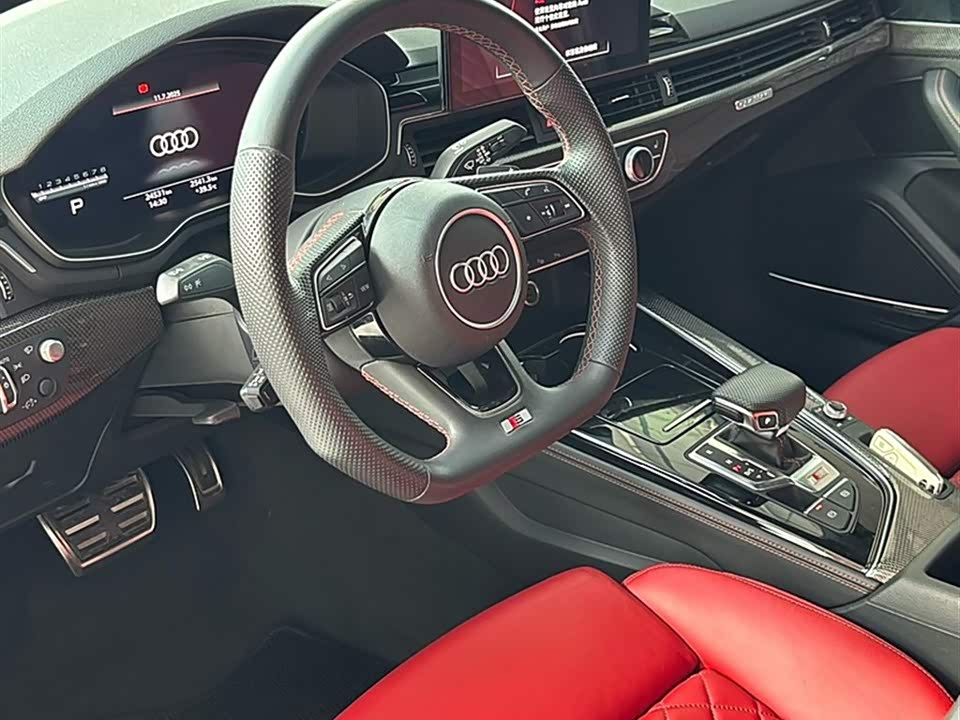 Audi S4 Audi S4