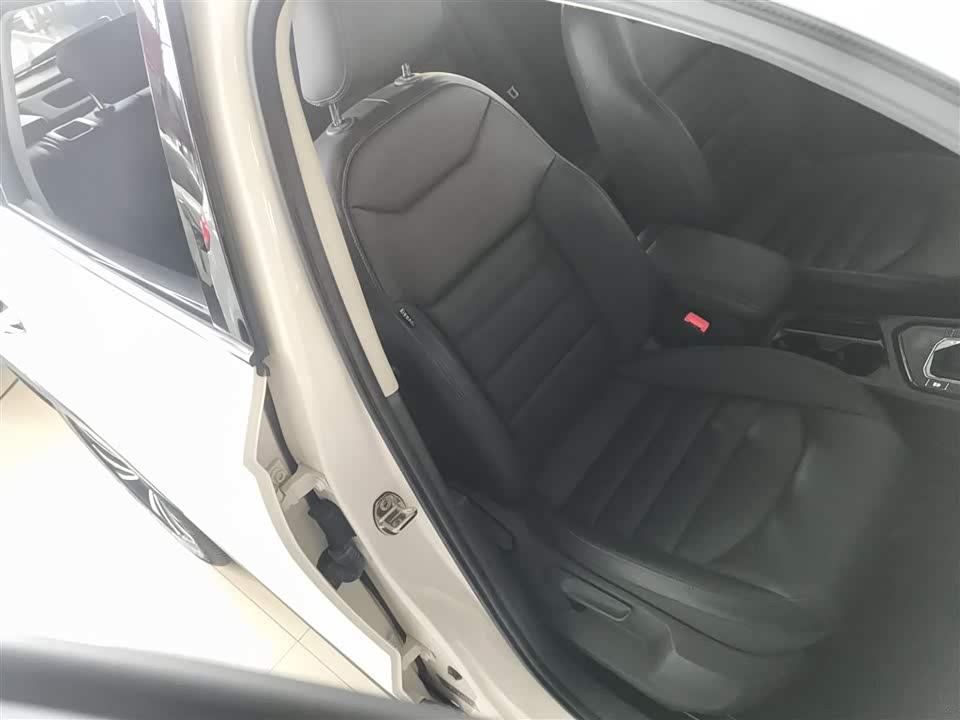 Jiangsu Yancheng Car Jiangsu Yancheng Car