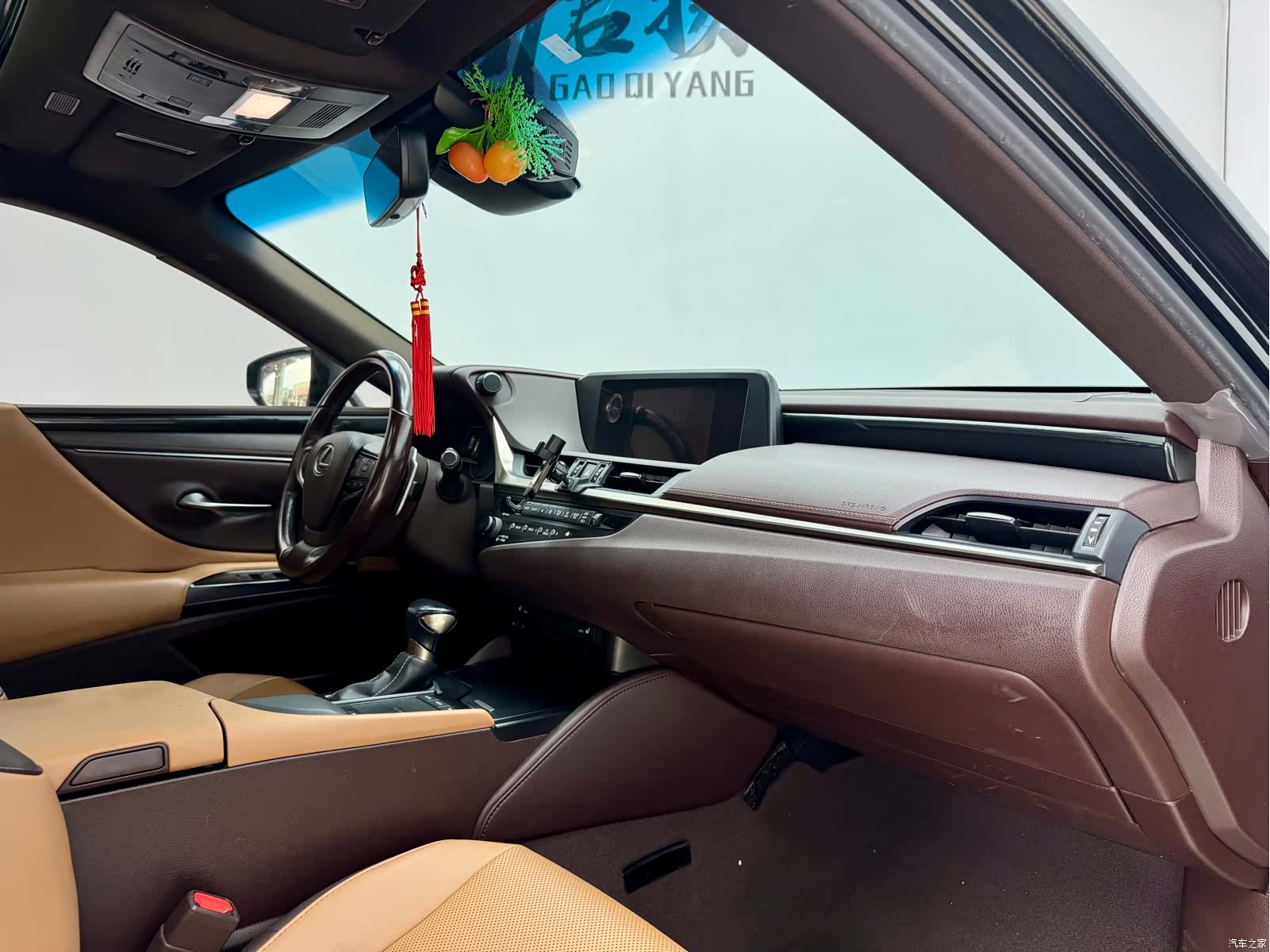 Lexus ES, 2019 13