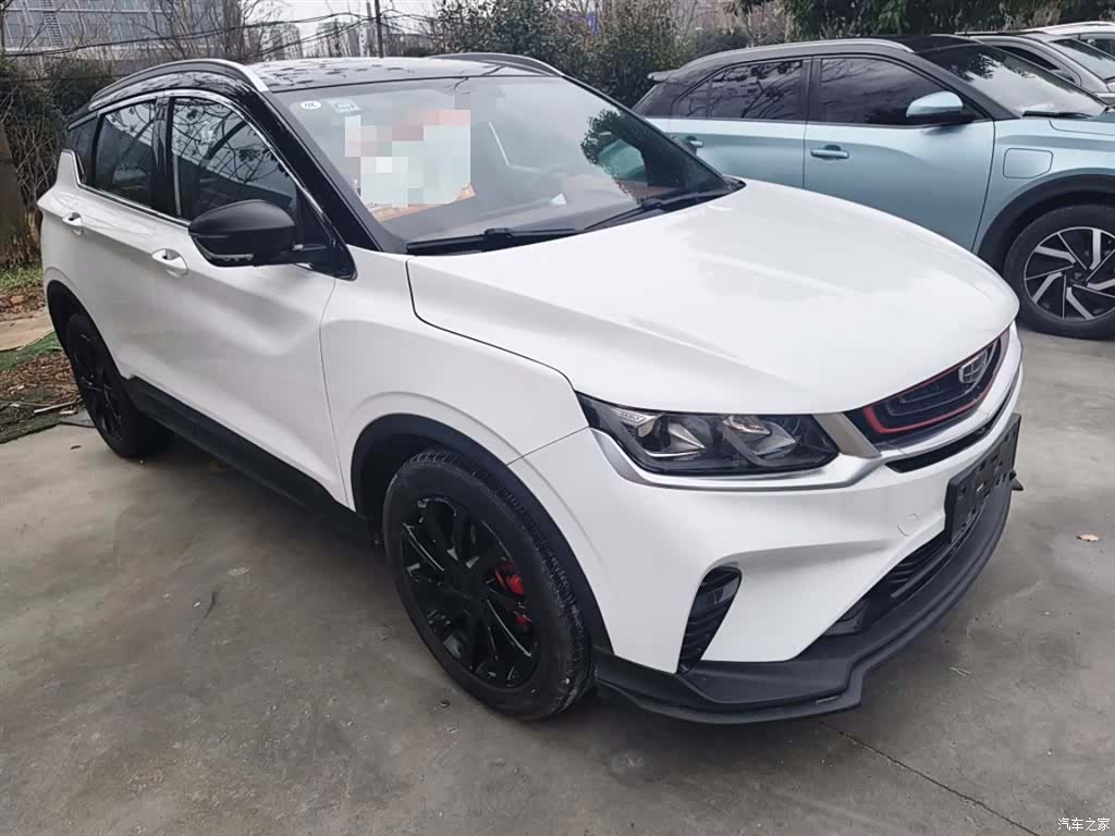 Geely Coolray, 2022 4