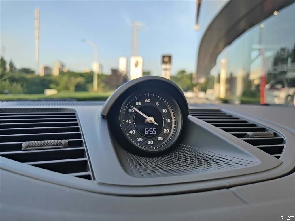 Porsche Panamera, 2024 11