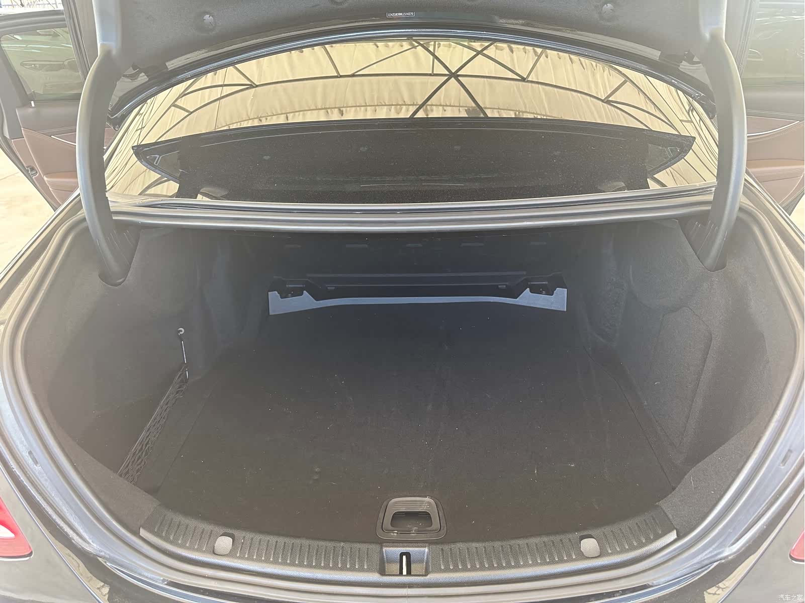 Mercedes-Benz E-Class, 2020 22