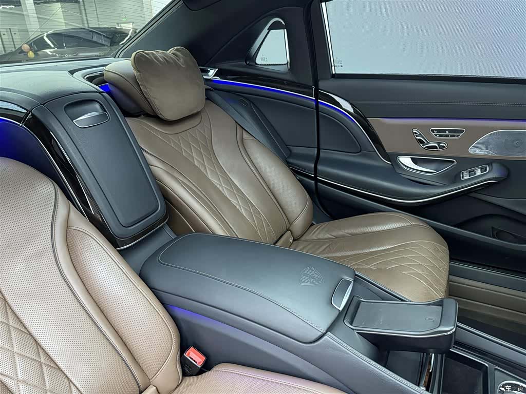 Maybach S-Class, 2020 32