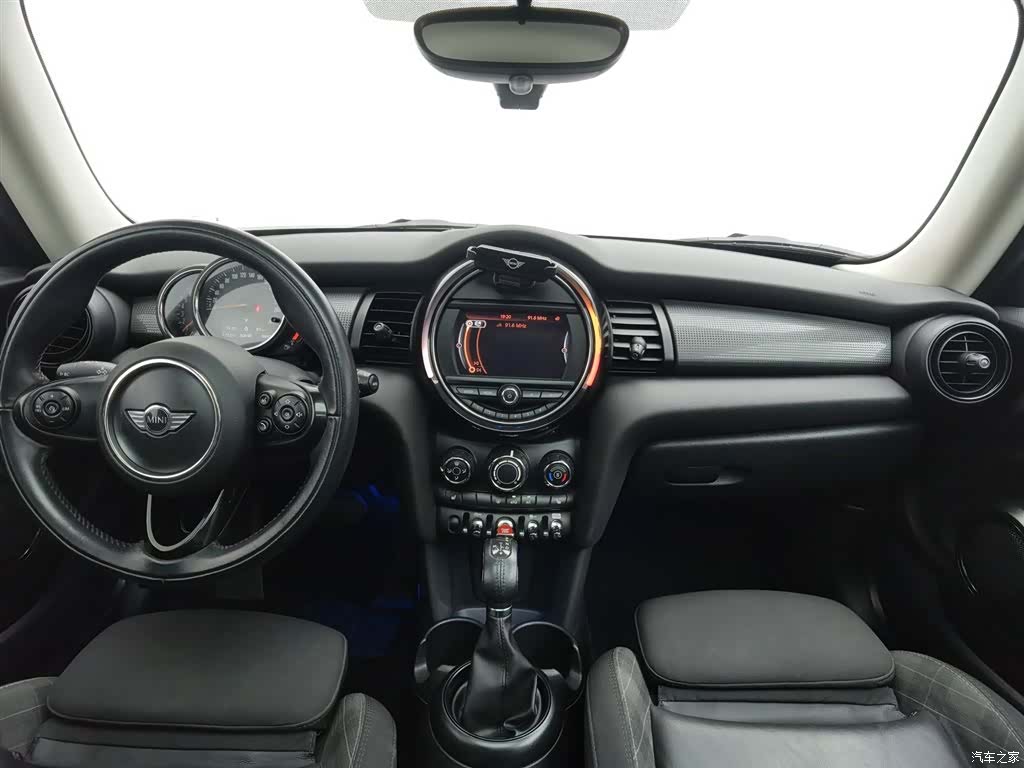Mini Cooper, 2018 все фото
