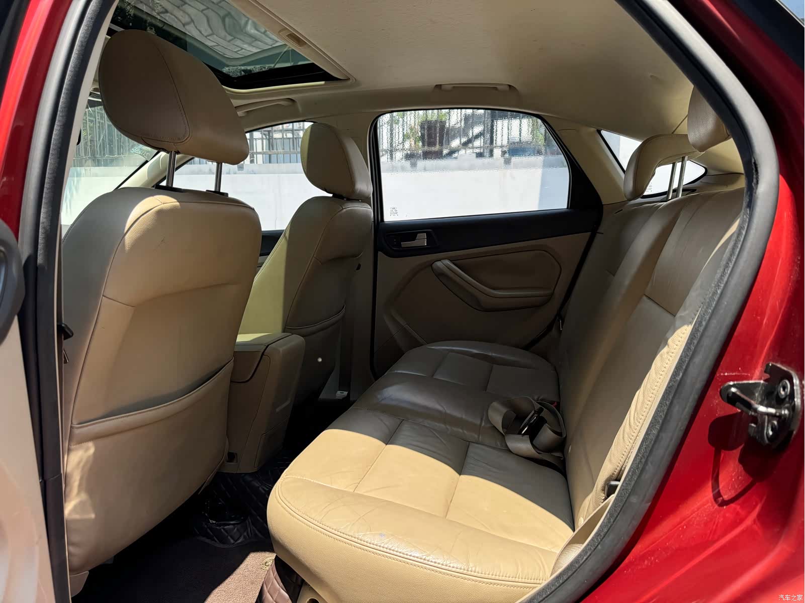 Ford Focus, 2012 все фото