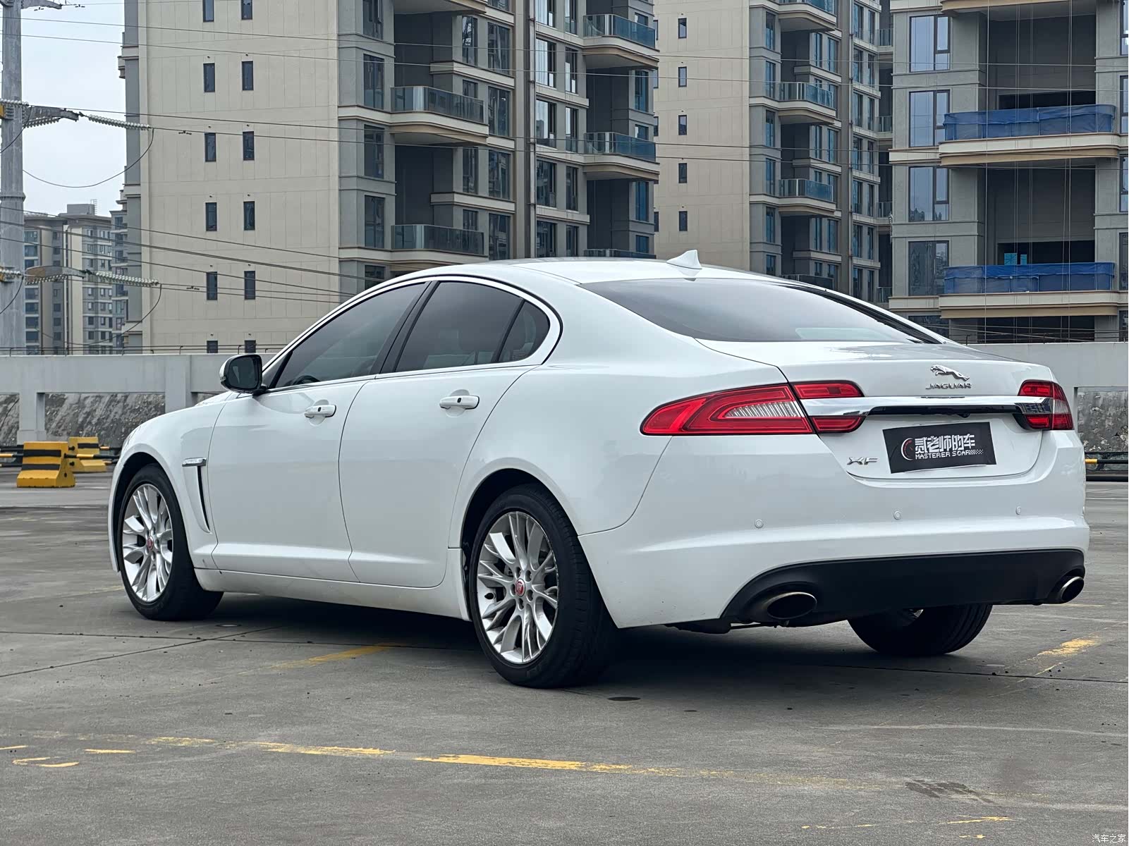 Jaguar XF, 2014 6