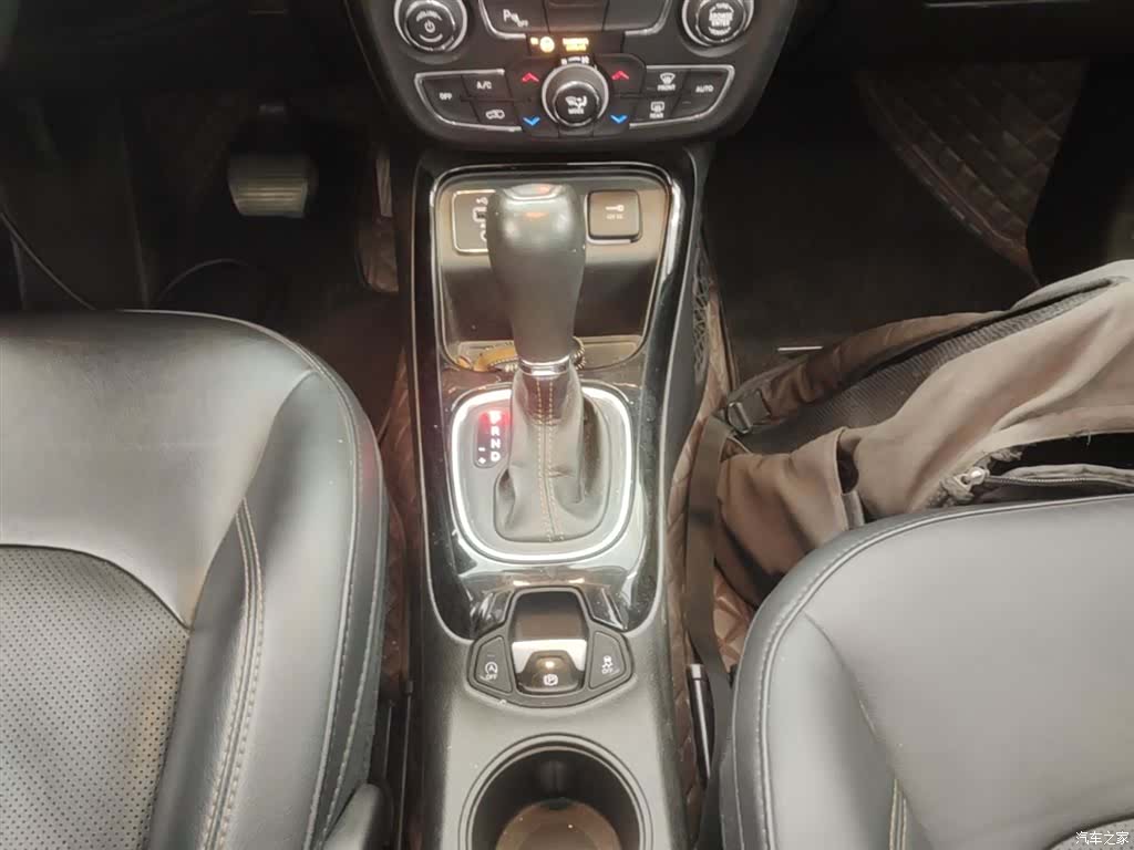 Jeep Compass, 2021 14
