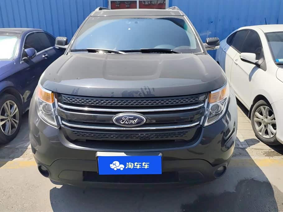 Ford Explorer Ford Explorer